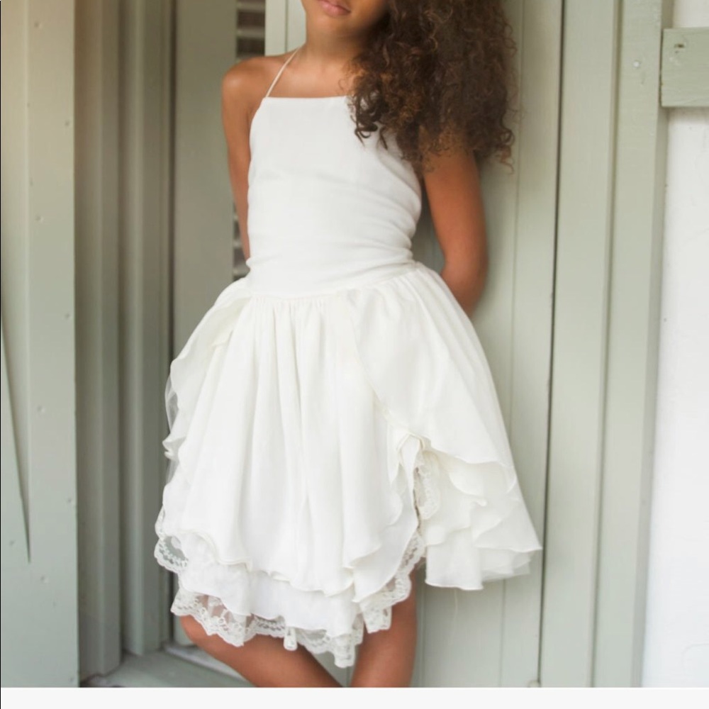 Beautiful off-white dress - new with tags